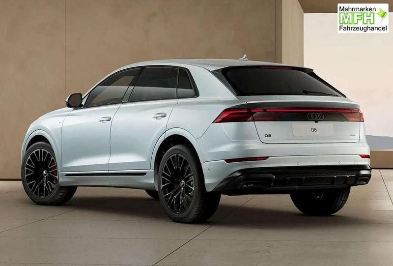 Neu Audi Q8 S-Line 286 PS (210 kW) 2025 Mythosschwarz metallic SUV