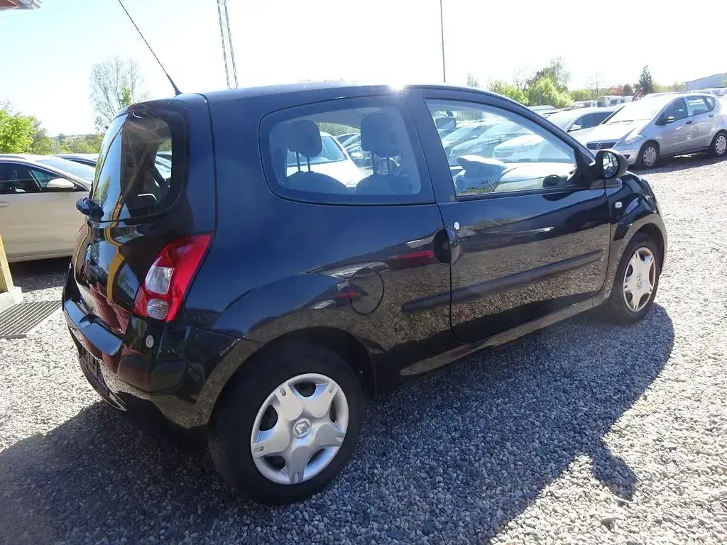 Usata Renault Twingo Expression 76 CV (55 kW) 2007 Nero Utilitaria
