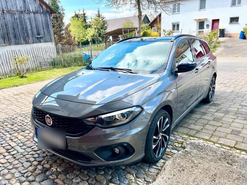 Grau Gebraucht 2020 Fiat Tipo S Kombi | 14.500 € (Etwas zu teuer) - Bild 1/4