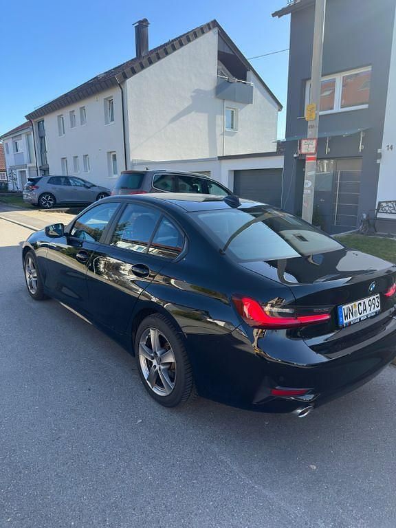 Gebraucht BMW 320 190 PS (139 kW) 2022 Schwarz Limousine
