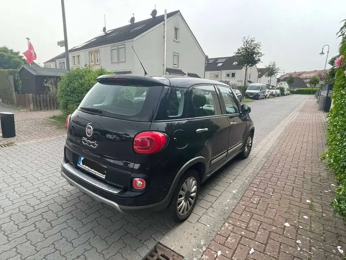 Gebraucht Fiat 500L Trekking 95 PS (69 kW) 2017 Schwarz Van / Kleinbus