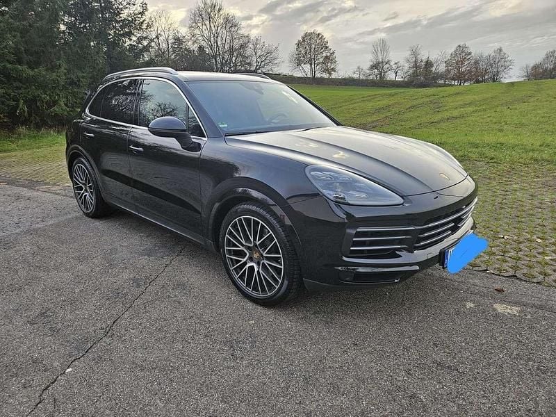 Schwarz Gebraucht 2019 Porsche Cayenne SUV | 59.900 € (Fairer Preis) - Bild 1/4