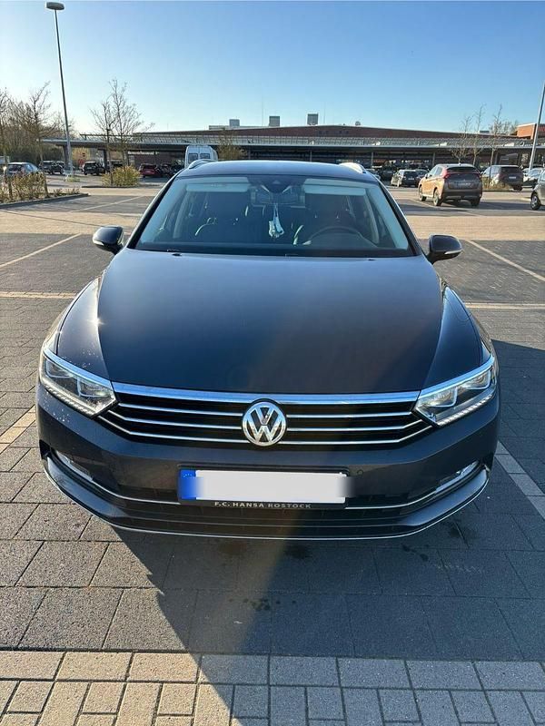 Gebraucht VW Passat 190 PS (139 kW) 2018 Grau Kombi