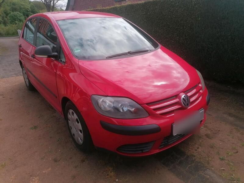 Rot Gebraucht 2006 VW Golf Plus Van / Kleinbus | 2.350 € (Guter Preis) - Bild 1/4
