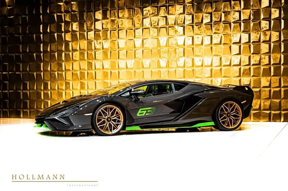 Gebraucht Lamborghini Sian 818 PS (601 kW) 2021 Carbon look (shiny) Coupé
