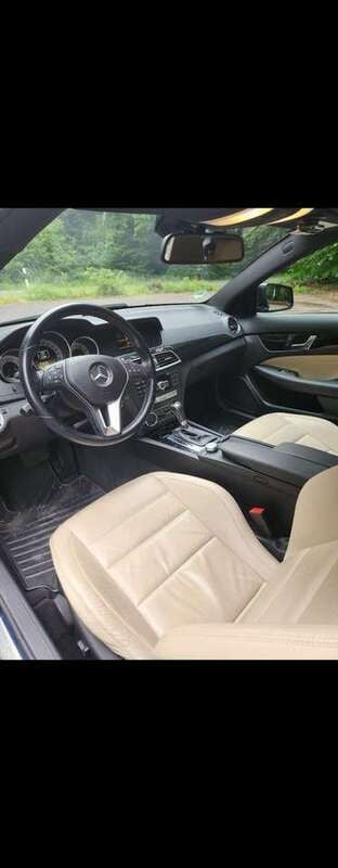 Blau Gebraucht 2011 Mercedes C180 Coupé | 11.611 € (Fairer Preis) - Bild 1/4
