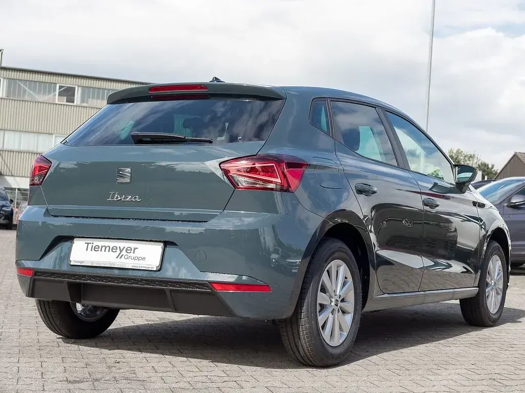 Neu Seat Ibiza Style 116 PS (85 kW) 2025 Blau Limousine