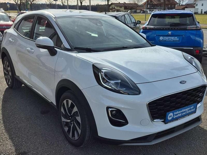 Weiß Gebraucht 2023 Ford Puma Titanium SUV | 19.980 € (Fairer Preis) - Bild 1/4