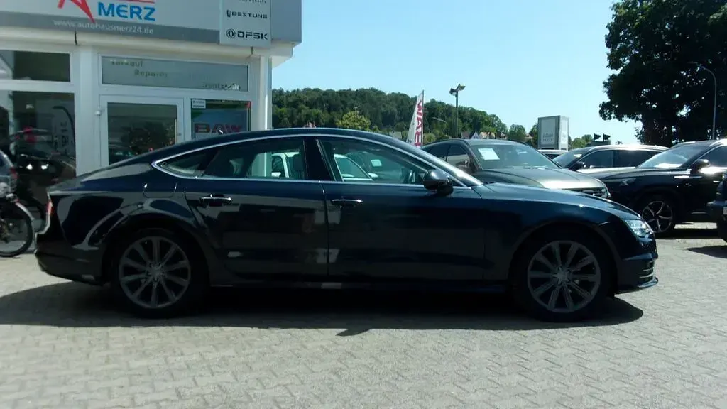 Gebraucht Audi A7 Sportback 272 PS (200 kW) 2016 Blau Kleinwagen