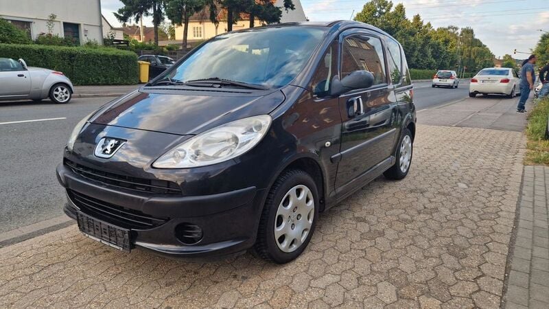 Gebraucht Peugeot 1007 73 PS (53 kW) 2006 Schwarz Van / Kleinbus