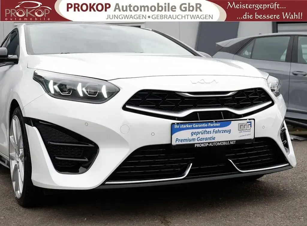 Gebraucht Kia ProCeed GT-Line 140 PS (102 kW) 2024 Weiß Kombi