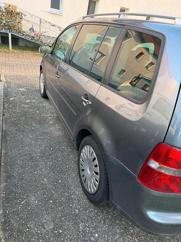Gebraucht VW Touran 140 PS (102 kW) 2006 Grau Van / Kleinbus