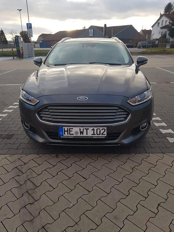 Grau Gebraucht 2015 Ford Mondeo Titanium Limousine | 8.800 € (Guter Preis) - Bild 1/4