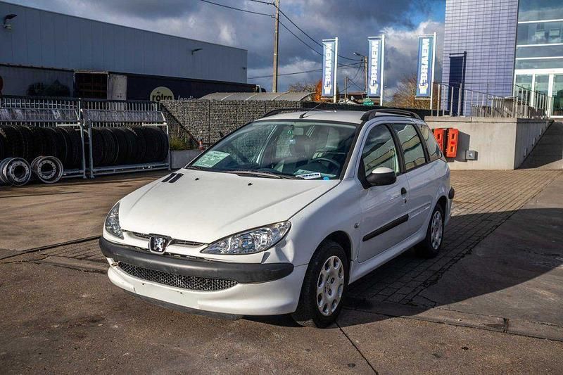 Gebraucht Peugeot 206 68 PS (50 kW) 2005 Kombi