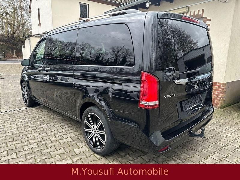 Gebraucht Mercedes V300 Edition 237 PS (174 kW) 2021 Schwarz Van / Kleinbus