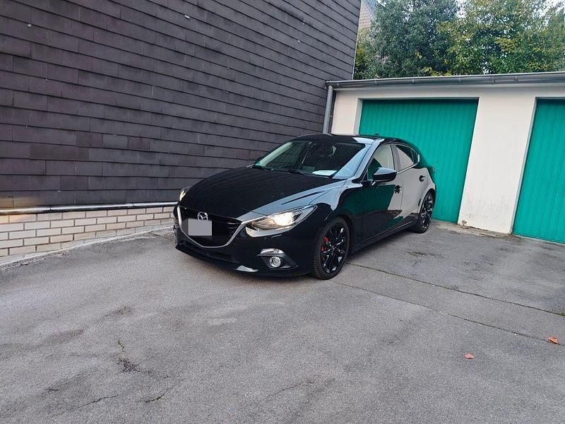 Schwarz Gebraucht 2017 Mazda 3 Sports-Line Limousine | 14.000 € (Fairer Preis) - Bild 1/4