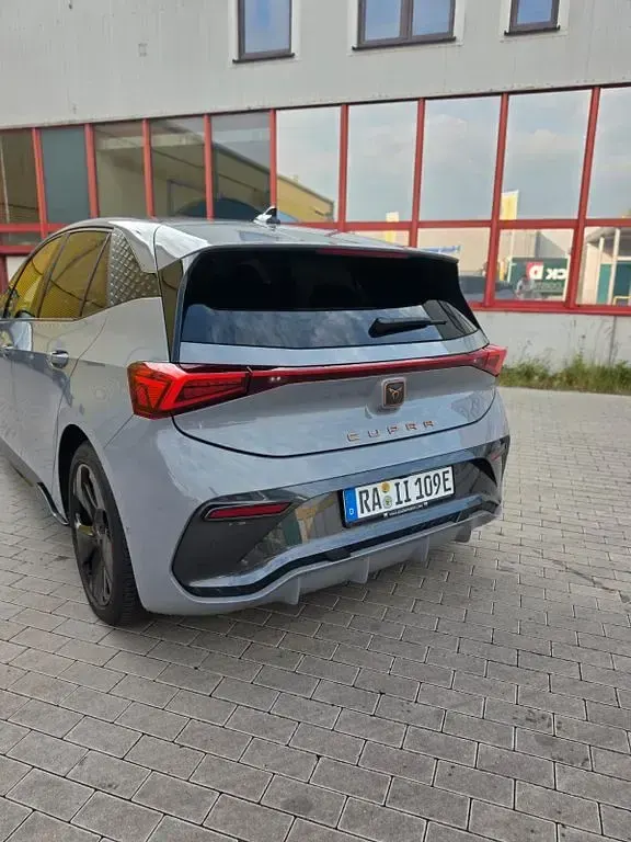Gebraucht Cupra Born 169 kW (231 PS) 2022 Grau Kleinwagen