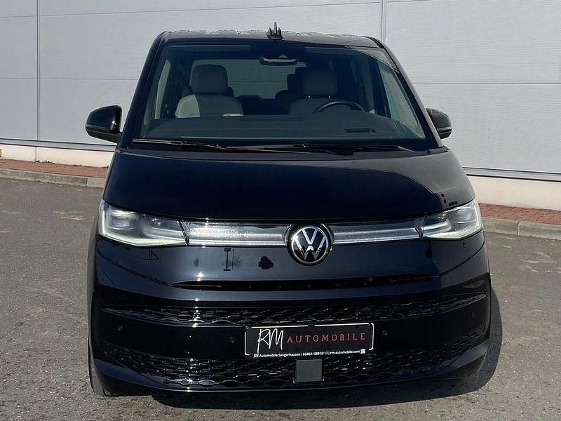 Gebraucht VW Multivan Style 150 PS (110 kW) 2025 Schwarz Van