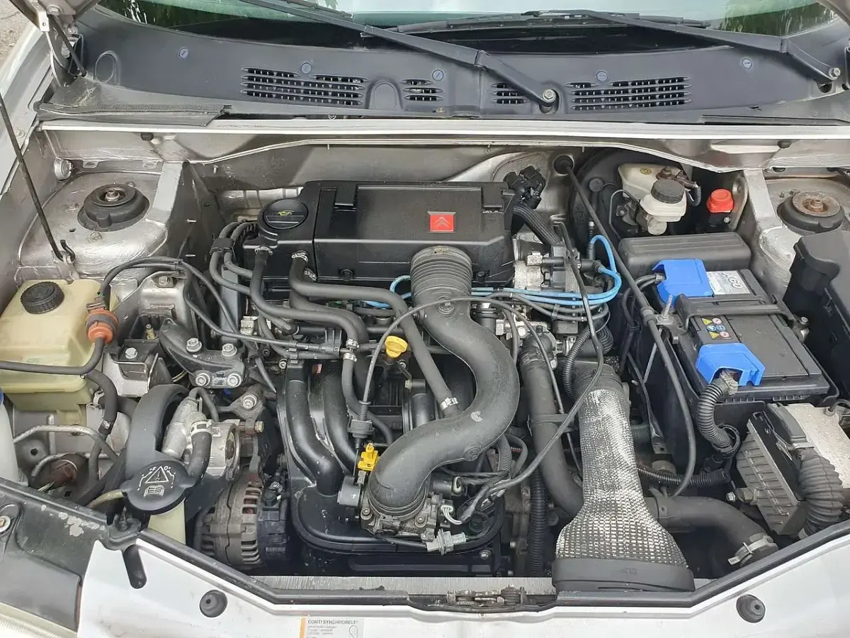Gebraucht Citroën Berlingo 90 PS (66 kW) 2000 Silber Van / Kleinbus