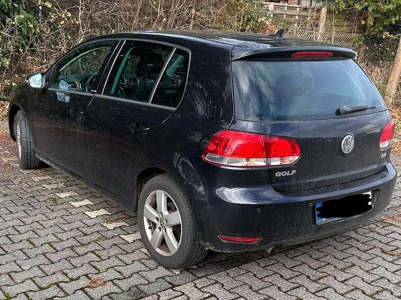 Schwarz Gebraucht 2012 VW Golf VI Trendline Limousine | 4.400 € (Guter Preis) - Bild 1/4