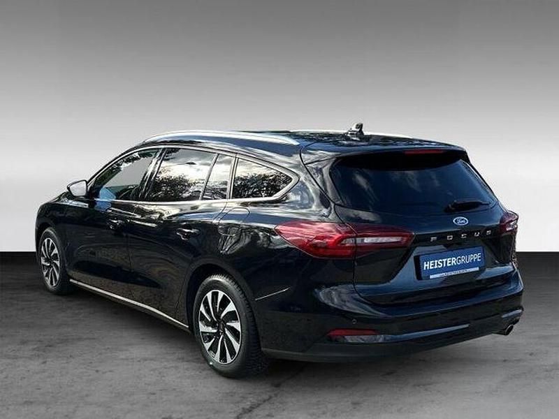 Gebraucht Ford Focus Titanium 116 PS (85 kW) 2025 Schwarz Limousine