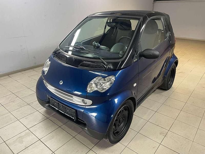 Schwarz Gebraucht 2004 Smart ForTwo Cabrio Basis Cabrio | 2.000 € (Guter Preis) - Bild 1/4