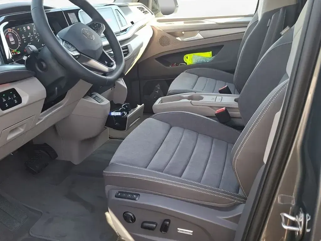 Neu VW T7 Edition 245 PS (180 kW) 2026 Grau Van