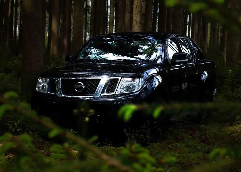 Gebraucht Nissan Navara 144 PS (105 kW) 2015 Schwarz Pickup