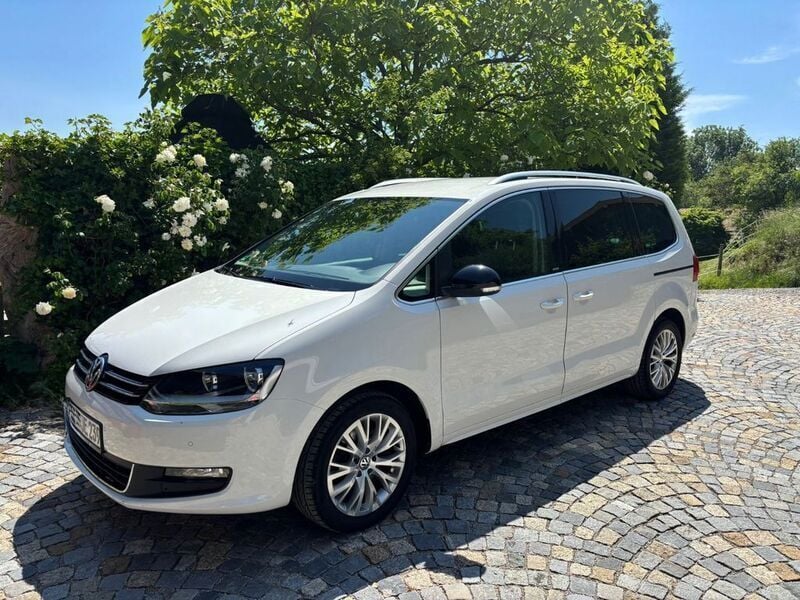 Weiß Gebraucht 2012 VW Sharan Van / Kleinbus | 10.500 € (Superpreis) - Bild 1/4