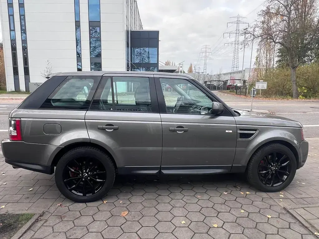 Gebraucht Land Rover Range Rover 245 PS (180 kW) 2010 Grau SUV