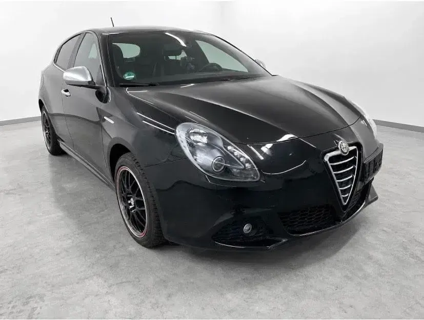 Gebraucht Alfa Romeo Giulietta Turismo 170 PS (125 kW) 2012 Schwarz Kleinwagen