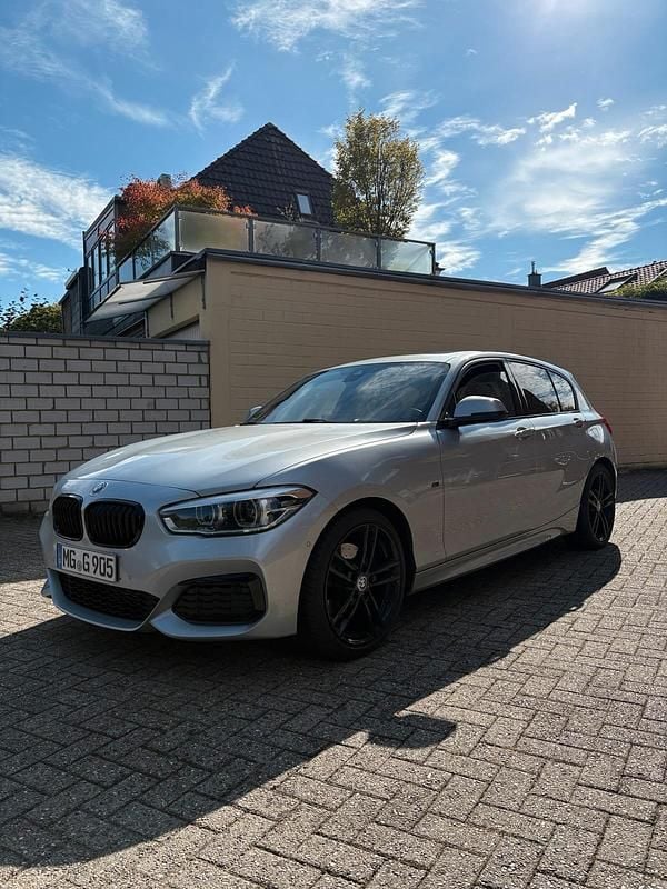 Gebraucht BMW 125 M Performance 224 PS (164 kW) 2015 Silber Kleinwagen