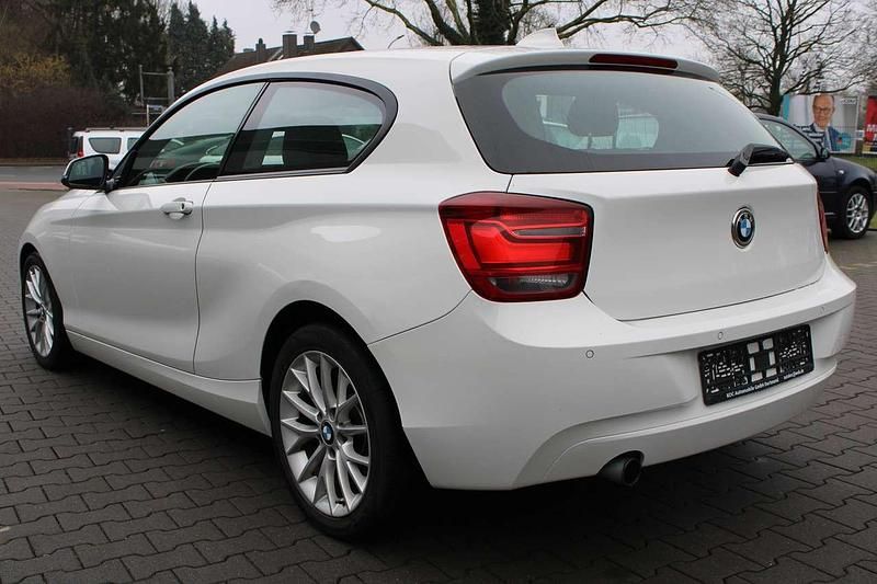 Gebraucht BMW 116 136 PS (100 kW) 2012 Alpinweiss iii Kleinwagen