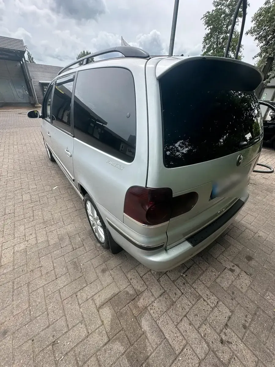 Gebraucht VW Sharan 130 PS (95 kW) 2004 Silber Van / Kleinbus
