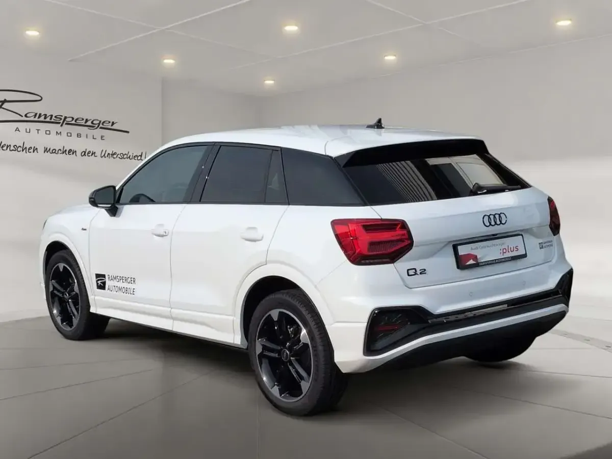 Usata Audi Q2 S-Line 150 CV (110 kW) 2025 Bianco SUV