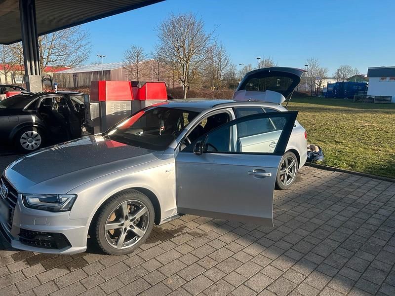 Gebraucht Audi A4 S-Line 190 PS (139 kW) 2016 Andere farben Kombi