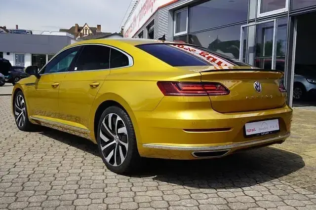 Gebraucht VW Arteon R-line 190 PS (139 kW) 2019 Gold Kleinwagen