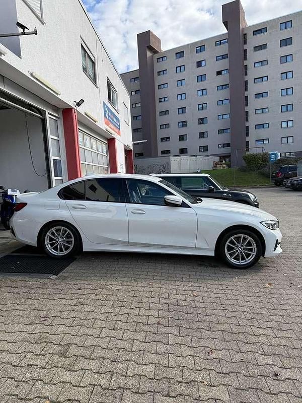 Gebraucht BMW 320 190 PS (139 kW) 2020 Limousine