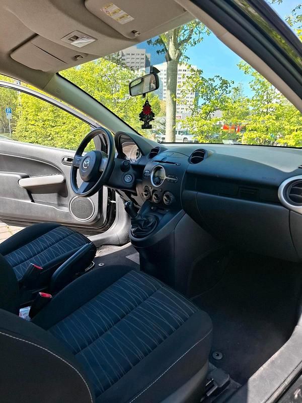 Second-hand Mazda 2 86 CP (63 kW) 2008 Hatchback