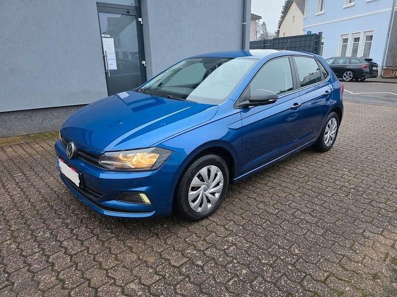 Blau Gebraucht 2019 VW Polo Limousine | 9.599 € (Guter Preis) - Bild 1/4
