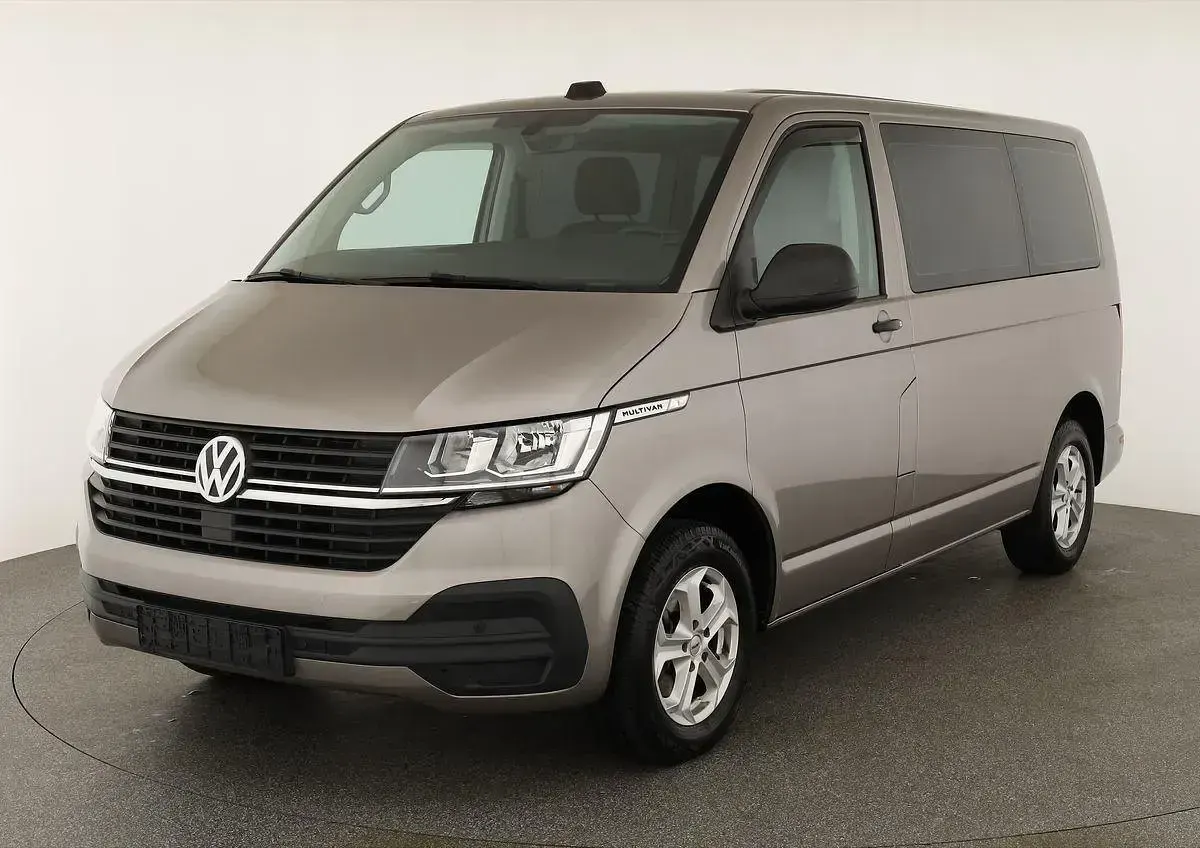 Gebraucht VW Multivan Trendline 150 PS (110 kW) 2021 Van / Kleinbus