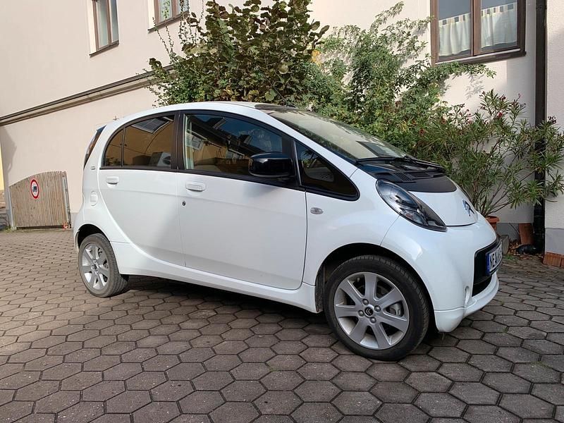 Weiß Gebraucht 2020 Citroën C-zero Kleinwagen | 6.500 € - Bild 1/3