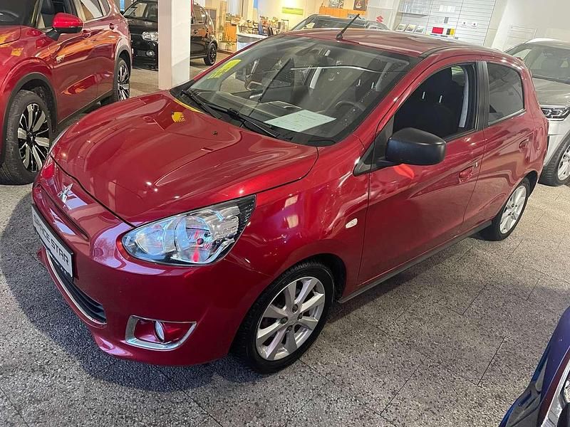 Second-hand Mitsubishi Space Star 80 CP (58 kW) 2014 Roșu Monovolum