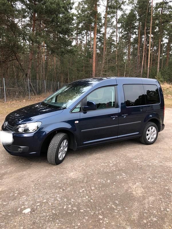 Gebraucht VW Caddy Trendline 105 PS (77 kW) 2011 Blau Van / Kleinbus