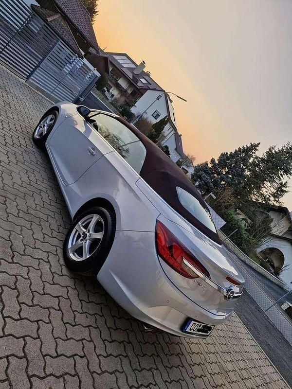 Gebraucht Opel Cascada Innovation 200 PS (147 kW) 2014 Weiß Cabrio