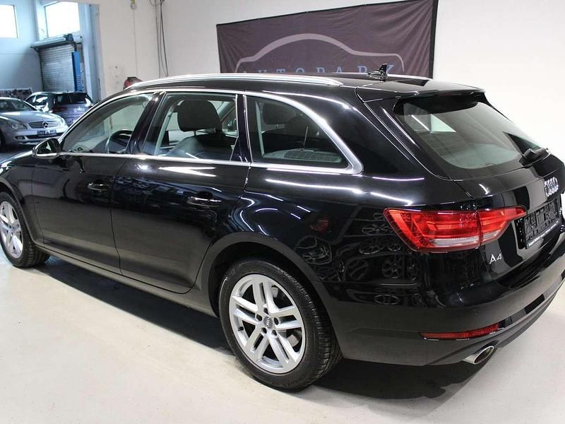 Gebraucht Audi A4 170 PS (125 kW) 2018 Brillantschwarz Kombi