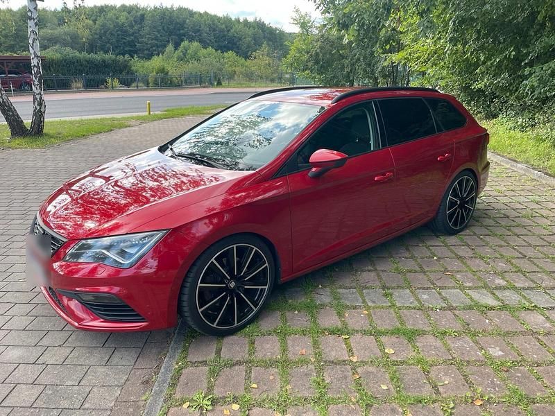Second-hand Seat Leon ST FR 255 CP (187 kW) 2019 Roșu Break