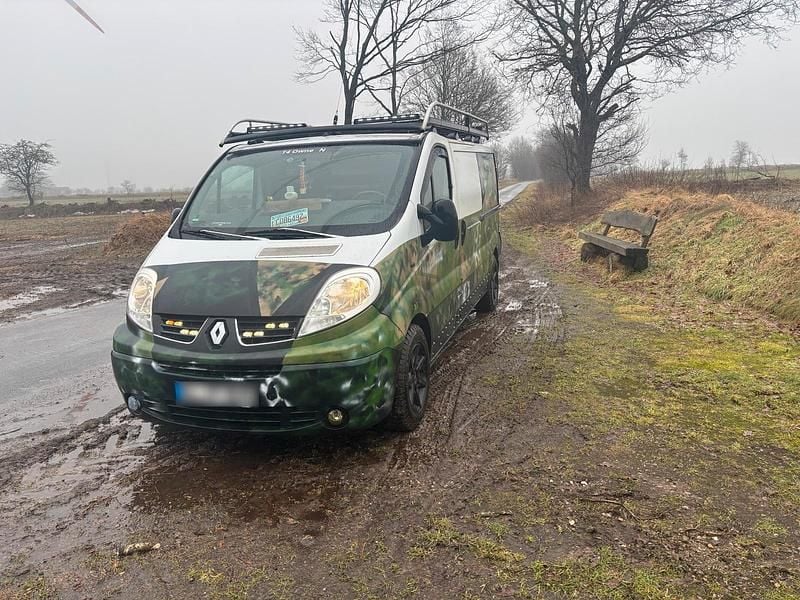 Gebraucht Renault Trafic 147 PS (108 kW) 2007 Weiß Van / Kleinbus