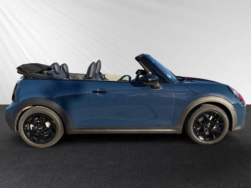 Gebraucht Mini Cooper Cabriolet 163 PS (119 kW) 2025 Indigo sunset blue Cabrio