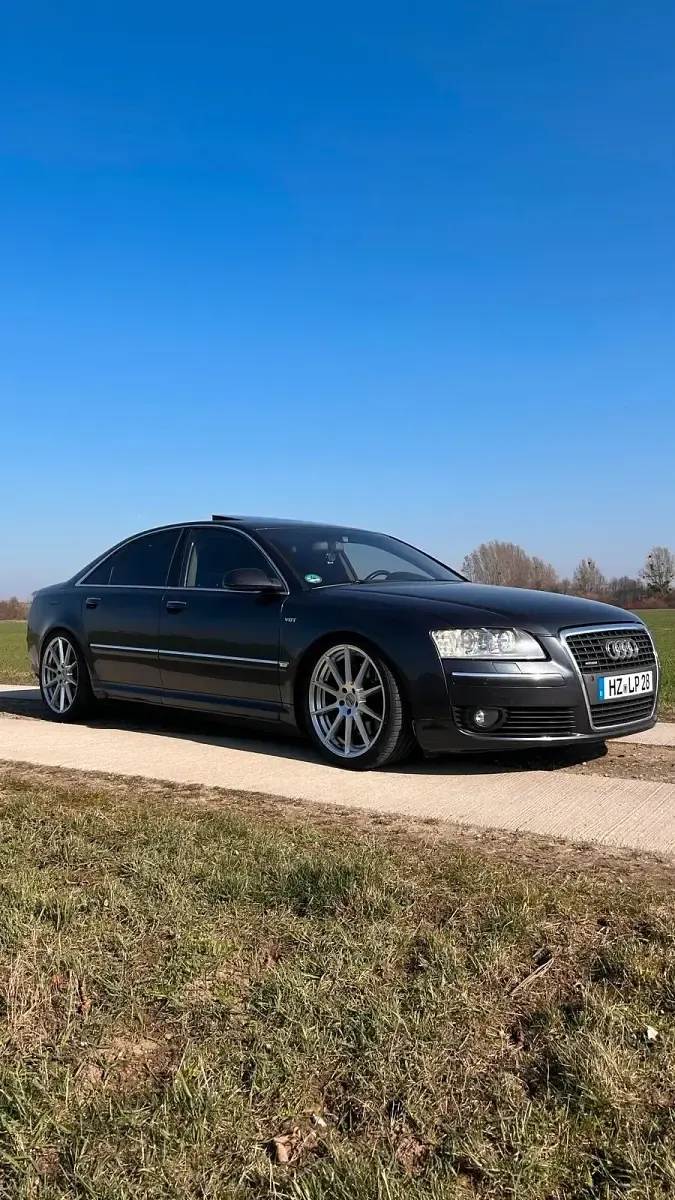 Gebraucht Audi A8 230 PS (169 kW) 2005 Blau Limousine